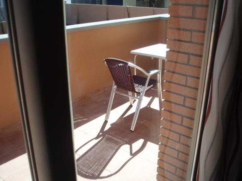 كاستيلديفيلس Aparthotel Bardon المظهر الخارجي الصورة